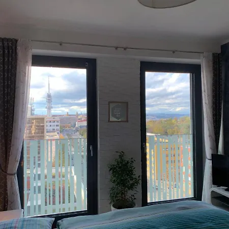 Garden Towers 3 *